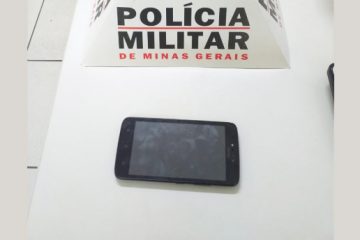 Rapaz é preso com celular roubado há um ano em Itabira