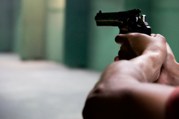 Homem leva dois tiros no bairro Planalto em Monlevade