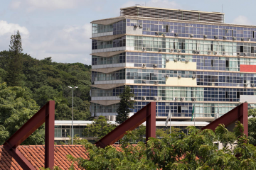 Mobilização nacional: servidores da UFMG e da UEMG continuam em greve