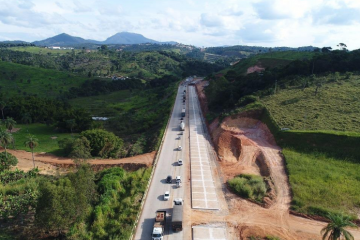 Vai pegar estrada no feriado? Confira os pontos de interdição em rodovias mineiras