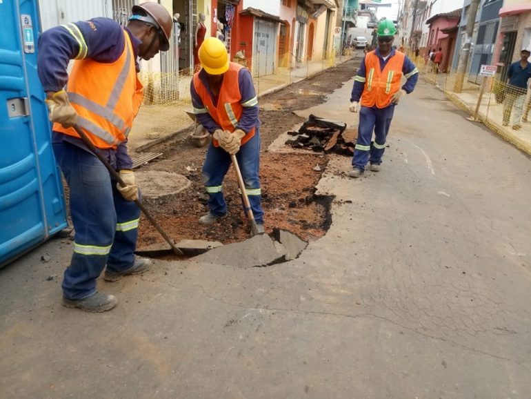 Anglo firma convênios para corrigir problemas em Guanhães e Sabinópolis