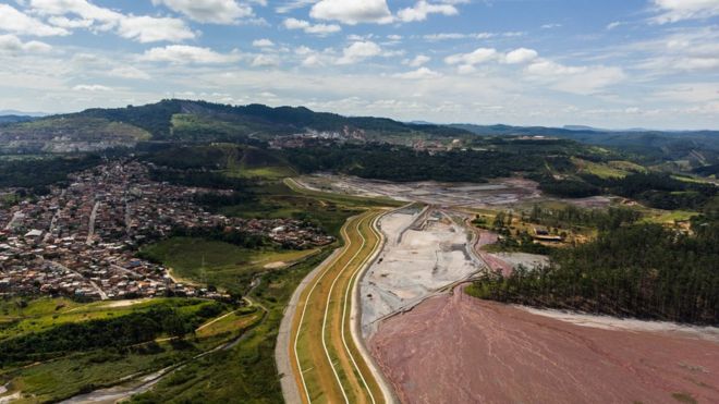 Dique 02 segue sem garantia de estabilidade e mantém Complexo do Pontal em nível 1 de risco