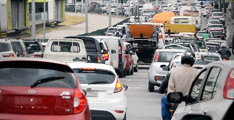 Programa de subsídios pode reduzir preços de carros "populares" em até R$ 8 mil