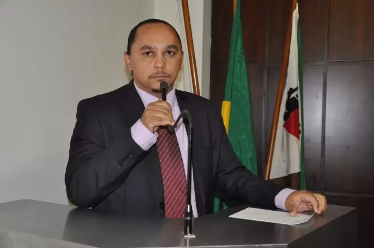 Vereador Revetrie retorna à Câmara de João Monlevade na próxima semana