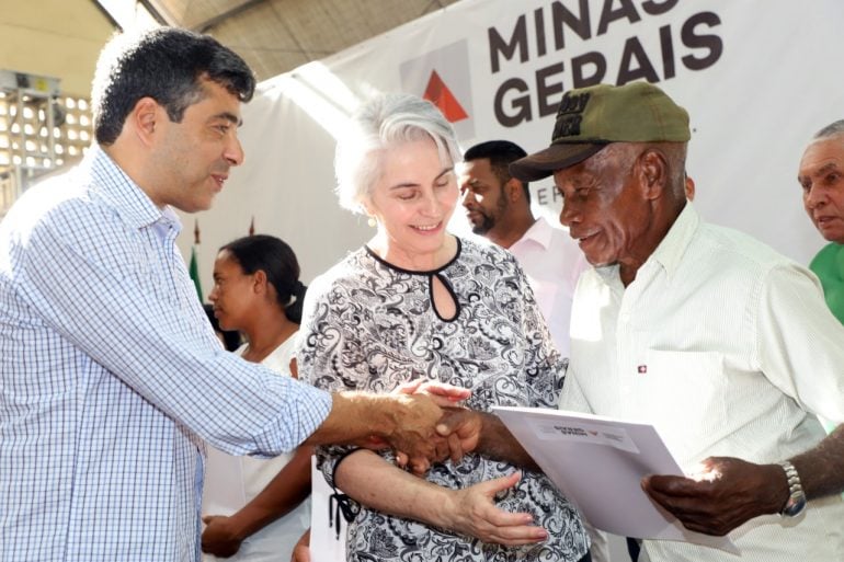 Regularização fundiária beneficia 900 agricultores em Conceição do Mato Dentro