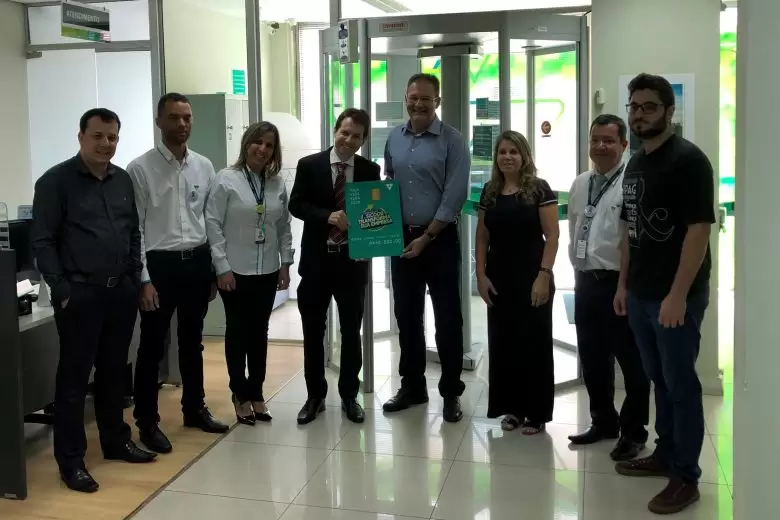 Sicoob Credimepi entrega prêmio de R$ 50 mil para cooperado em Bela Vista de Minas