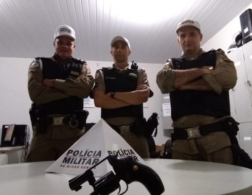 Polícia Rodoviária apreende revólver