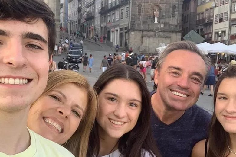 Famosos lamentam a morte do apresentador Gugu Liberato