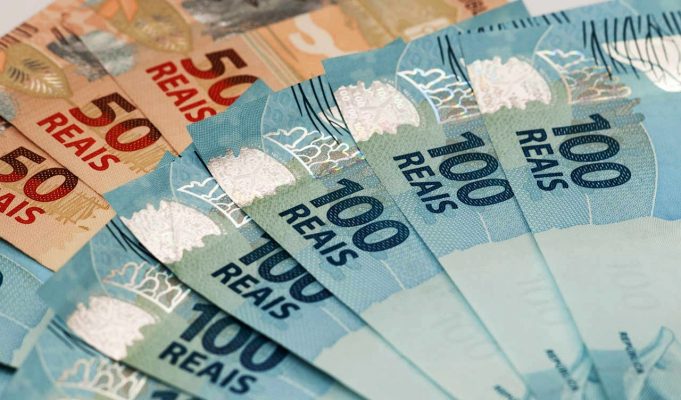 Bancos públicos poderão ter linha especial de crédito consignado