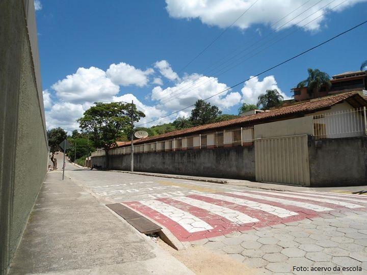 Comissão de Educação da ALMG debate municipalização de escolas com secretária de Estado