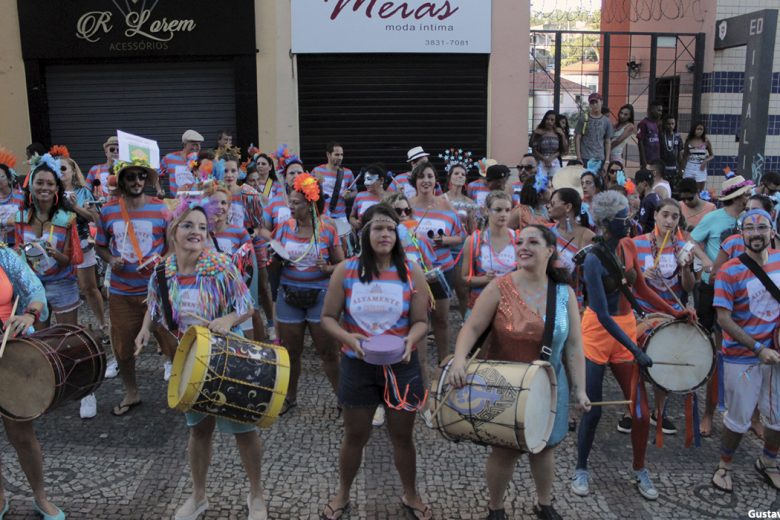 FCCDA promove oficina gratuita de batucada brasileira com o Bloco Altamente FCCDA promove oficina gratuita de batucada brasileira com o Bloco Altamente