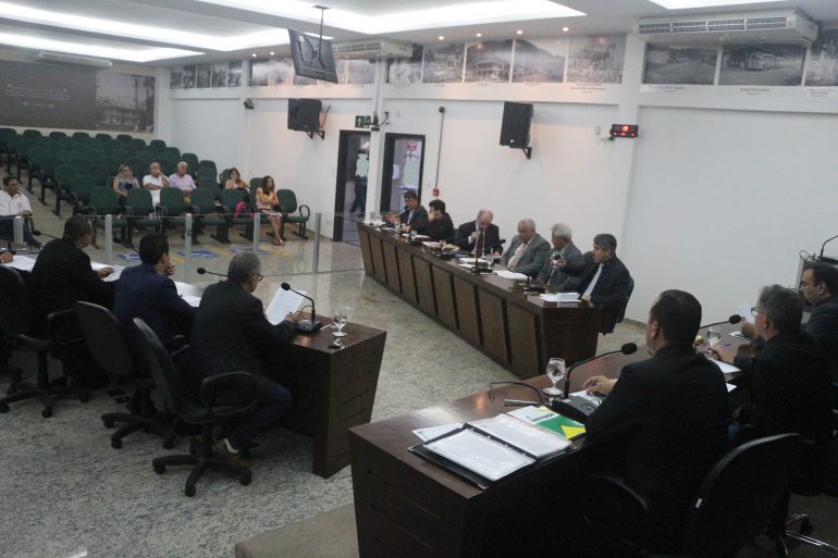 Vereadores cobram agilidade na ampliação da testagem de servidores da saúde em Monlevade