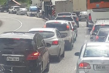 BR-381 registra lentidão nesta sexta-feira pré-feriado de virada de ano