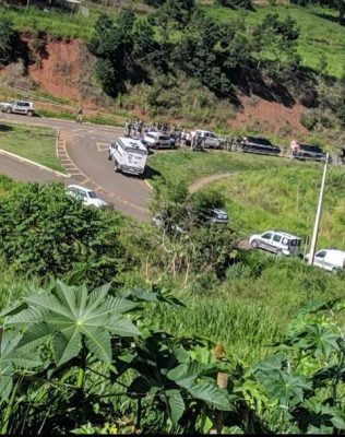 Mais de 10 detentos fogem do Presídio do Serro pelo telhado. Foto encaminhada via internauta