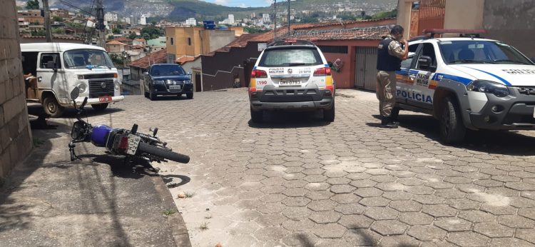 Jovem vai parar na delegacia por perturbação de sossego após pilotar motocicleta barulhenta