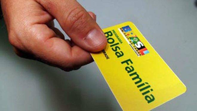 Ministério da Cidadania inicia pagamento do 13º do Bolsa Família amanhã Ministério da Cidadania inicia pagamento do 13º do Bolsa Família amanhã