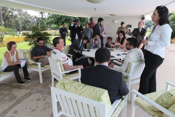 bolsonaro-quer-elevar-teto-do-imposto-de-renda