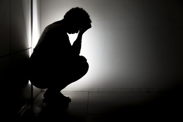 Foram verificadas diversas situações de violência, inclusive violência sexual. Há pessoas amarradas, há situações extremas