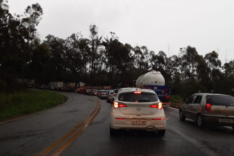 Acidente grave em Bela Vista de Minas mobiliza cinco viaturas do Sevor