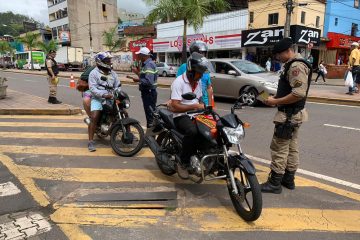Campanha de conscientização mira mais de 500 mototaxistas em Itabira