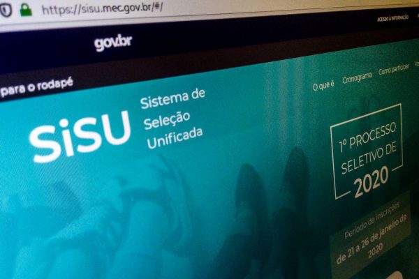 em-meio-a-disputas-na-justica-sisu-encerra-inscricoes-neste-domingo-26