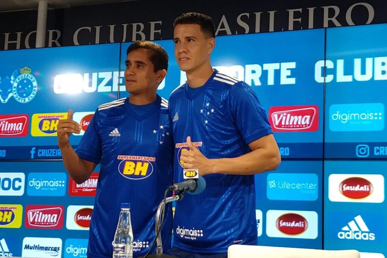 Oficializados, Everton Felipe e Roberson querem ajudar Cruzeiro em volta por cima