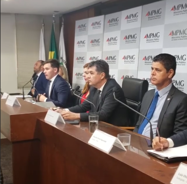 Vale sabia de riscos da barragem em Brumadinho e se omitiu, diz MP