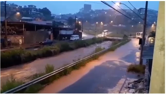 Vídeos mostram situação crítica em canais do Praia e Gabiroba em Itabira