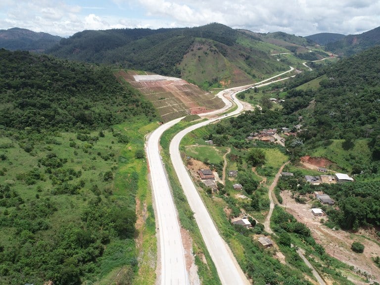 Ministério da Infraestrutura e DNIT liberam 12 quilômetros de pista duplicada da BR-381