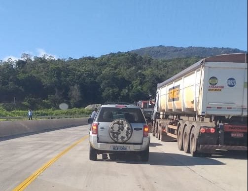 Trechos da BR-381 apresentam lentidão na manhã desta quinta (20)