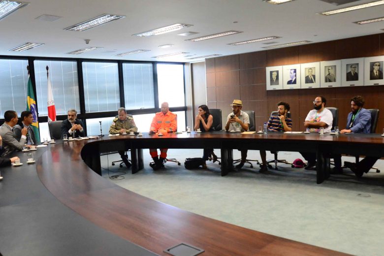 Governo de Minas dialoga com blocos e Detran terá força-tarefa para Carnaval