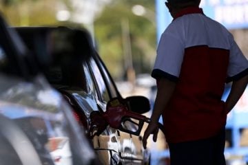 Enquanto o diesel teve queda, a gasolina subiu 9% no primeiro ano do governo Lula