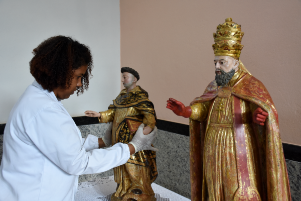 distrito-de-ouro-preto-recebe-obras-restauradas-pela-faop