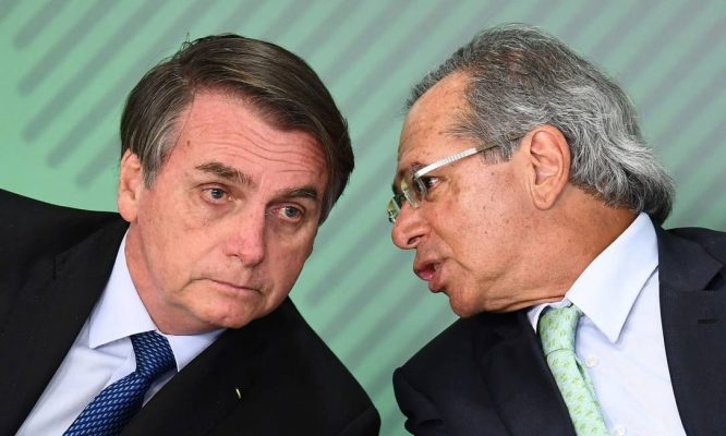 eu-como-cidadao-acho-que-esta-um-pouquinho-alto-o-dolar-diz-bolsonaro