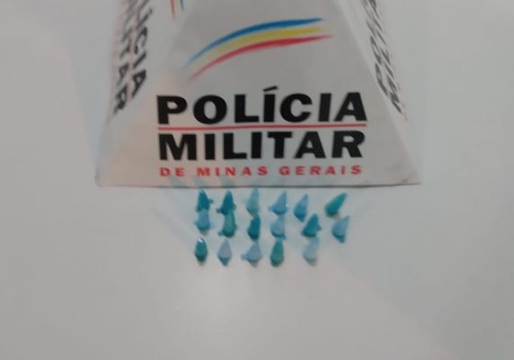 operacao-da-pm-termina-com-apreensao-de-drogas-no-beco-jose-getulio-soares