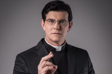 Reginaldo Manzotti se emociona com depoimento de menina de 10 anos