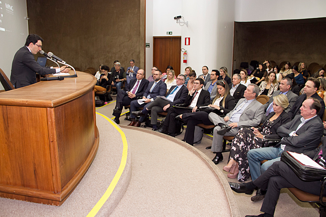 Audiência Pública discute a realização de procedimentos estéticos por profissionais sem graduação médica