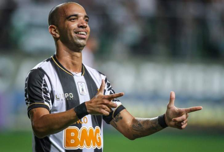 Reunião pode sacramentar volta de Diego Tardelli ao Atlético-MG