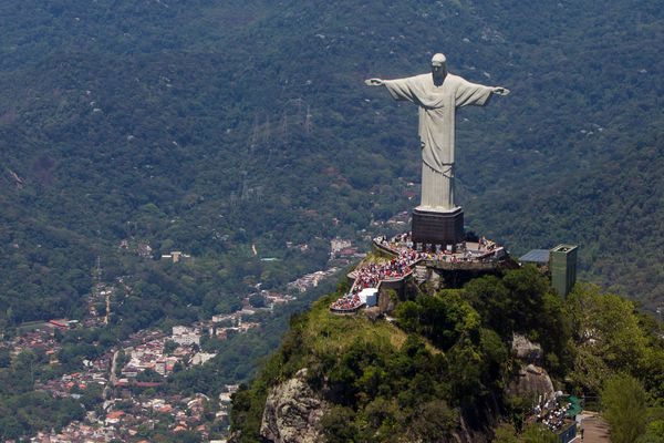 Conheça os destinos nacionais e internacionais mais procurados para o Carnaval 2020