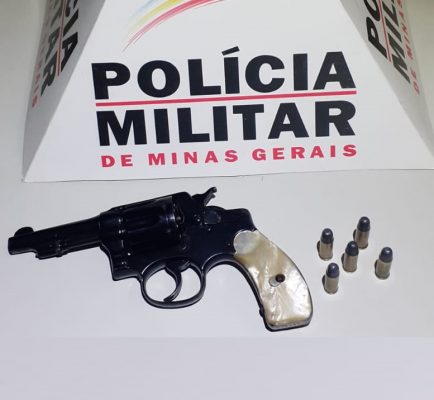 tres-sao-detidos-apos-roubo-a-mao-armada-na-praca-do-areao