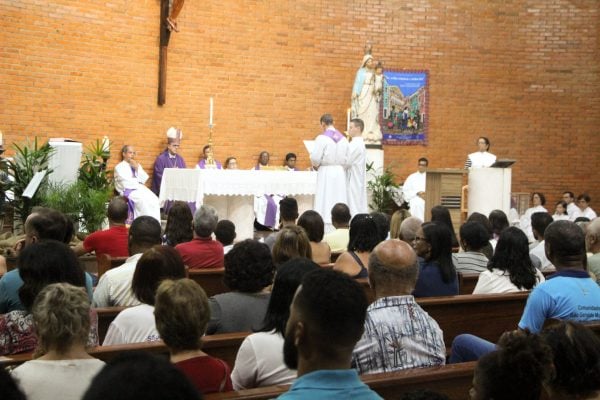 diocese celebrações presenciais