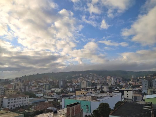 Temperaturas seguem mais amenas e podem chegar a 15º nesta sexta-feira; confira a previsão do tempo