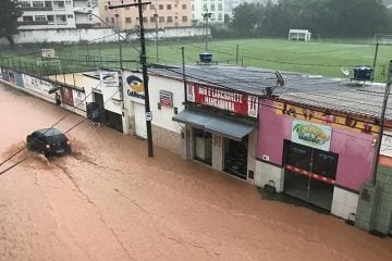 Chuvas voltam a causar inundações em Santa Maria de Itabira