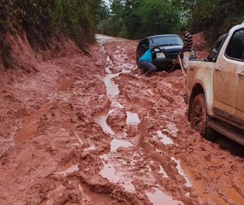 Serviços de saúde e transporte são prejudicados por trecho intransitável em Dom Joaquim