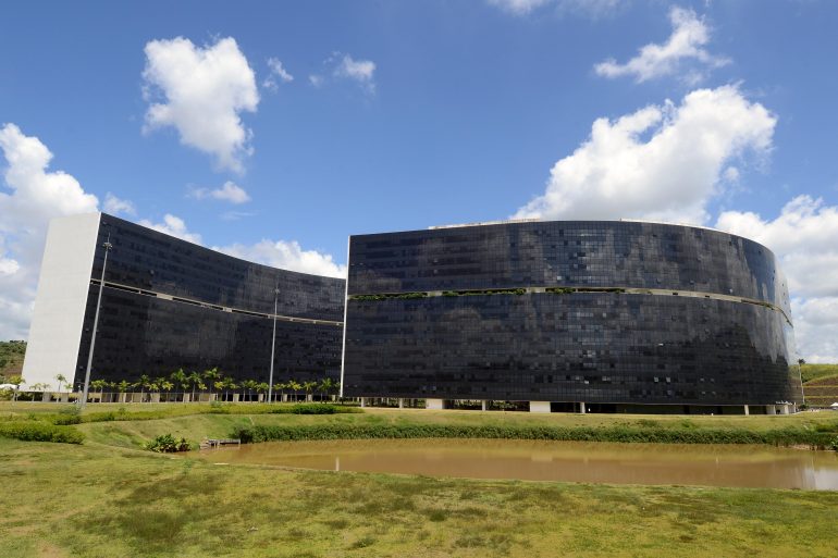 Empresa pública do Governo de Minas oferece vagas em 95 cidades do estado