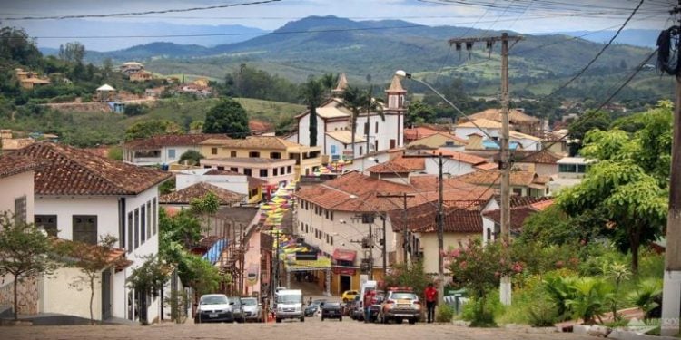 Otacilinho lidera com ampla vantagem a corrida pela Prefeitura de Conceição do Mato Dentro, aponta pesquisa Doxa