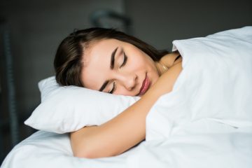 Como você dorme? Escolha da posição interfere na qualidade do sono