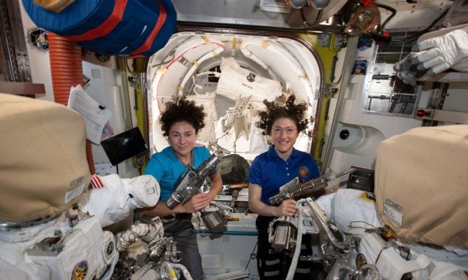 Brasil recebe evento sobre mulheres no setor espacial