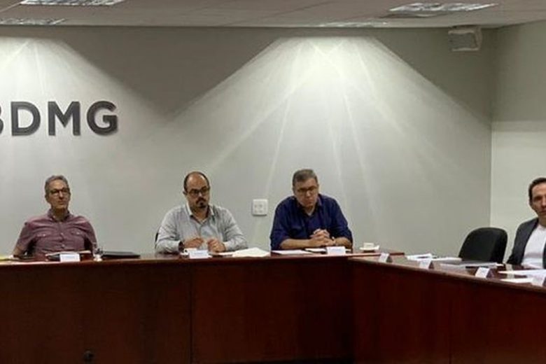 Governo de Minas suspende aulas da rede estadual para prevenir coronavírus