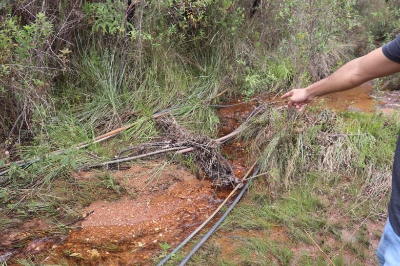 Prefeitura de Conceição dá prazo para que moradores do Bela Vista deixem de captar água em nascente